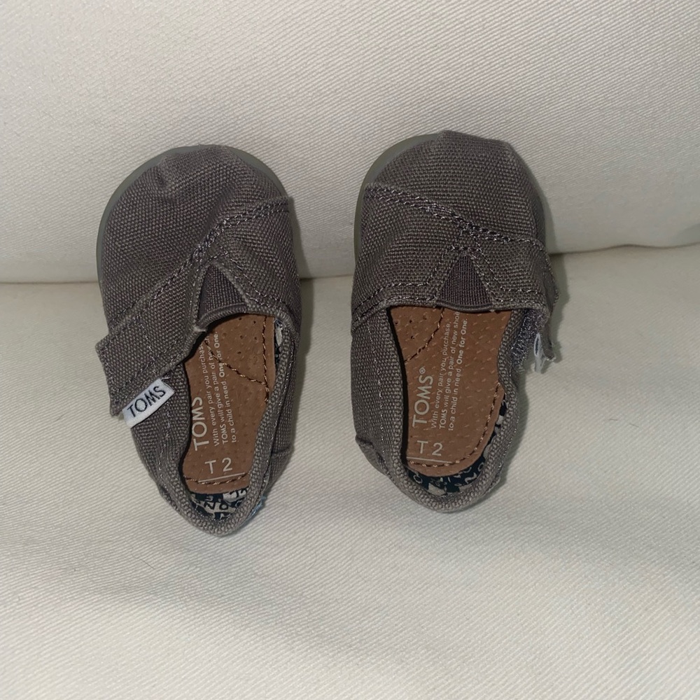 TOMS- Baby